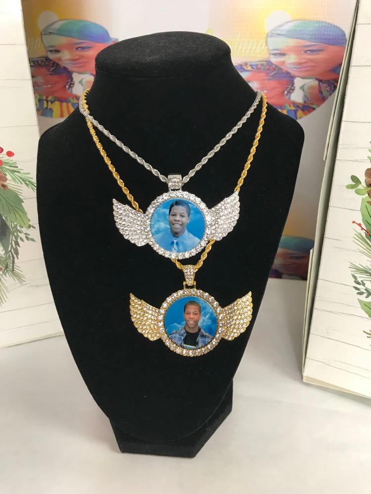 ANGEL WING NECKLACE